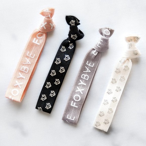 FOXYBAE TOP KNOTCH NO BREAKAGE HAIR TIES - Picture 2 of 3